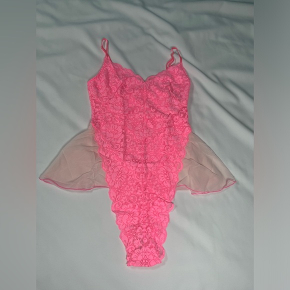We Are Hah Rose Quartz/ pink Maid To Wear Lace Body Suit  Size S NWT - Picture 12 of 13